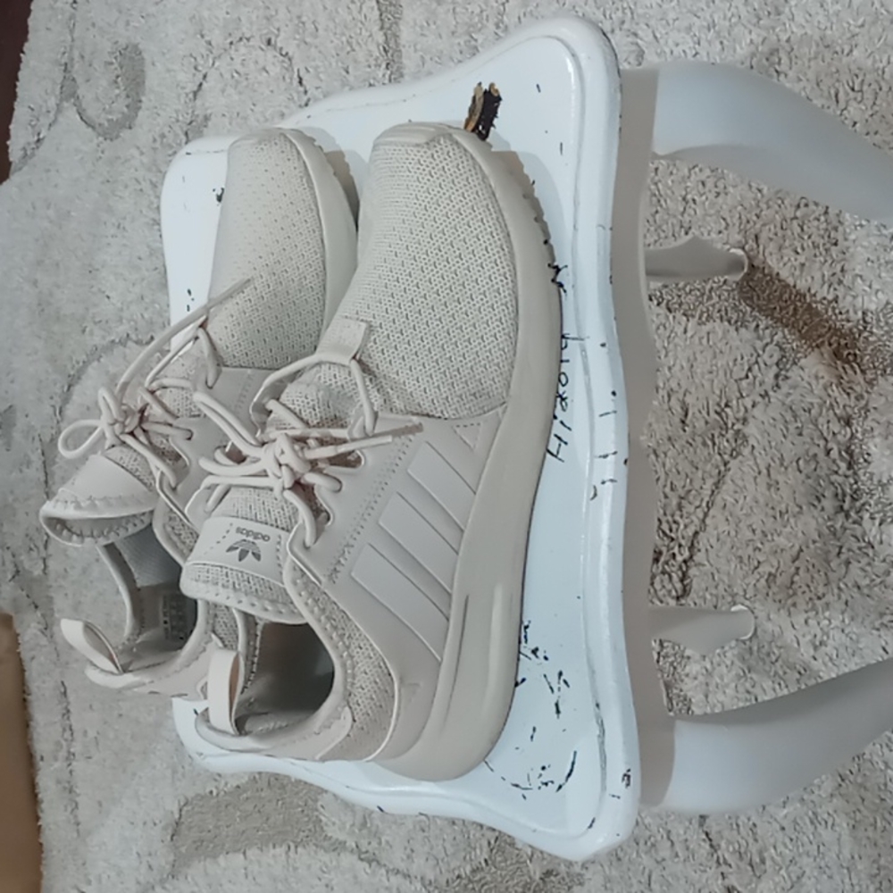 Adidas ortholite tennis shoes